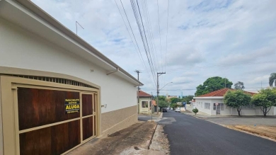 EXCELENTE CASA PARA LOCAÇÃO