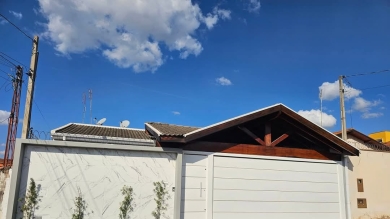 ÓTIMA RESIDÊNCIA PARA LOCAÇÃO - BAIRRO CHICO PISCINA