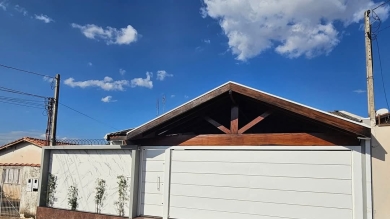 ÓTIMA RESIDÊNCIA PARA LOCAÇÃO - BAIRRO CHICO PISCINA