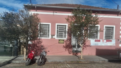 CASARÃO A VENDA - CENTRO