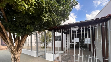 OPORTUNIDADE CASA Á VENDA TODA REFORMADA - JARDIM SÃO FRANCISCO