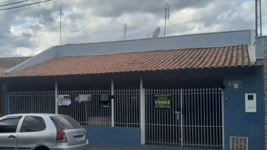 OPORTUNIDADE CASA Á VENDA - NENE PEREIRA LIMA