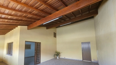 CASA PARA LOCAÇÃO - CENTRO