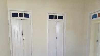 CASA PARA LOCAÇÃO COM SALAS COMERCIAIS - CENTRO -