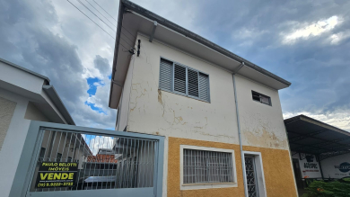CASA PARA LOCAÇÃO - CENTRO