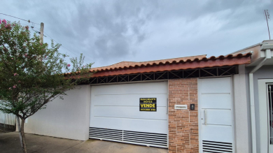 CASA PARA VENDA - CENTRO