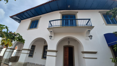 CASARÃO ALTO PADRÃO PARA VENDA - CENTRO