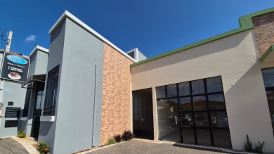 SALAS COMERCIAIS PARA LOCAÇÃO - CENTRO