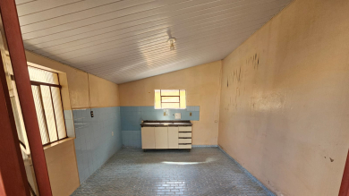 CASA SOBRADO COM SALÃO COMERCIAL + GALPÃO PARA LOCAÇÃO 0- VILA LAMBARI