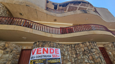 CASARÃO PARA VENDA - CENTRO