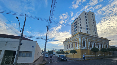 CASARÃO PARA VENDA - CENTRO