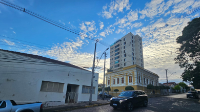 CASARÃO PARA VENDA - CENTRO