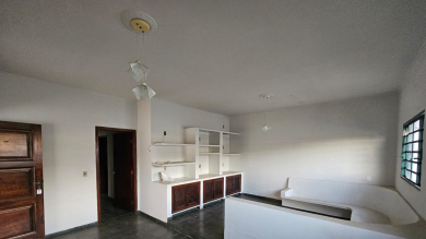 CASA PARA LOCAÇÃO - JARDIM RIACHUELO